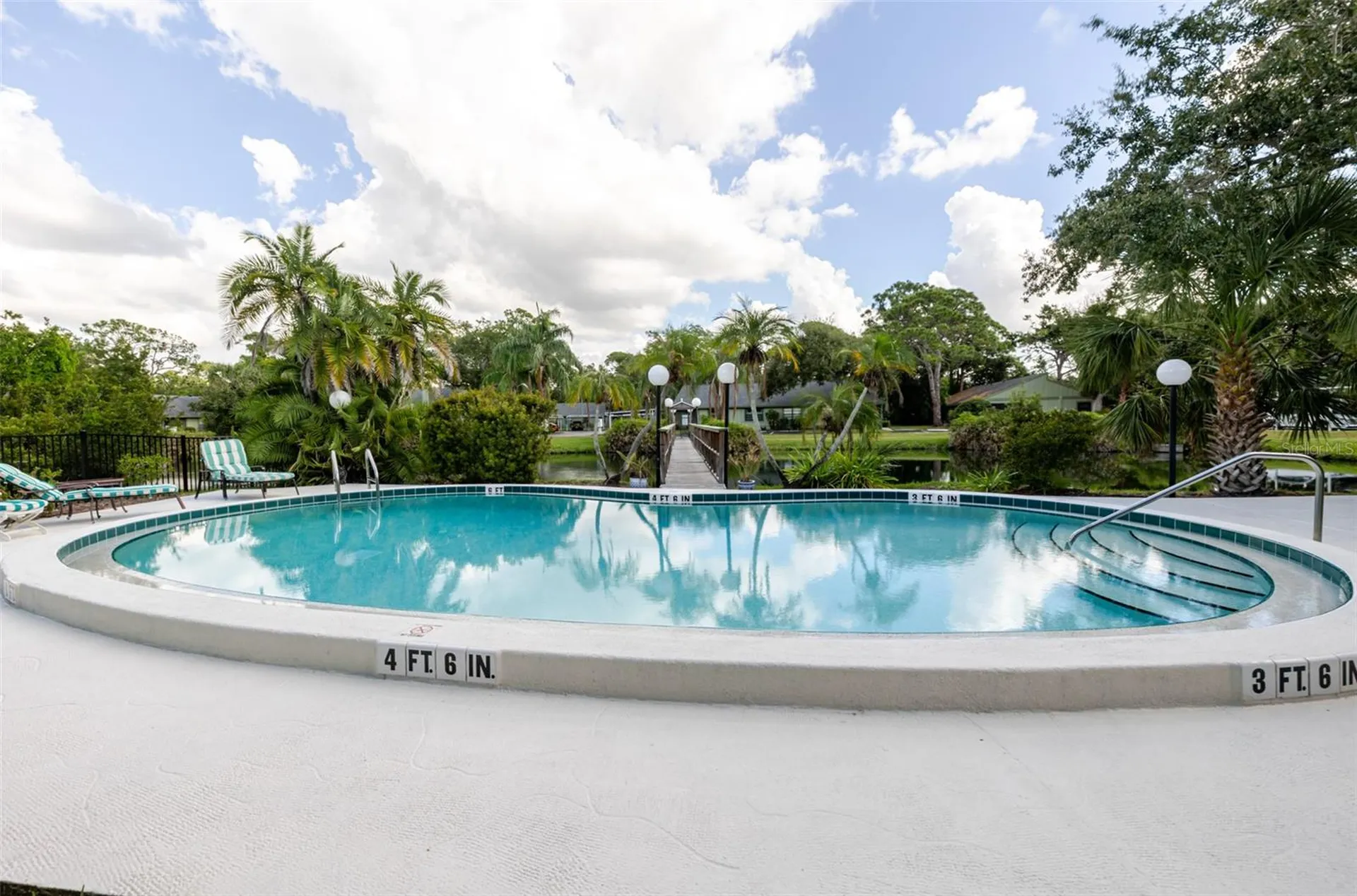 5021 Barrington Circle Sarasota FL 34234