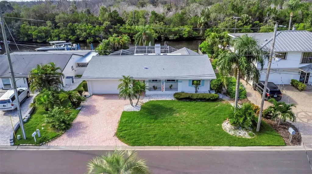 220 Driftwood Drive S Palm Harbor FL 34683