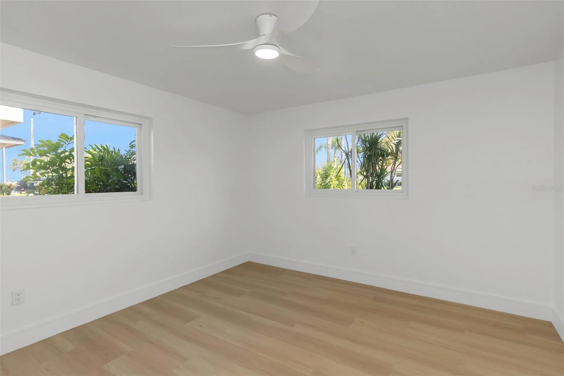 220 Driftwood Drive S Palm Harbor FL 34683