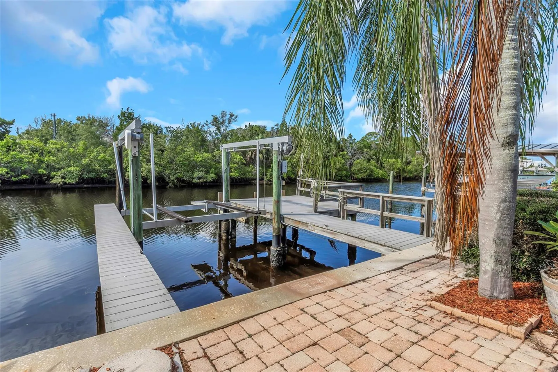 220 Driftwood Drive S Palm Harbor FL 34683