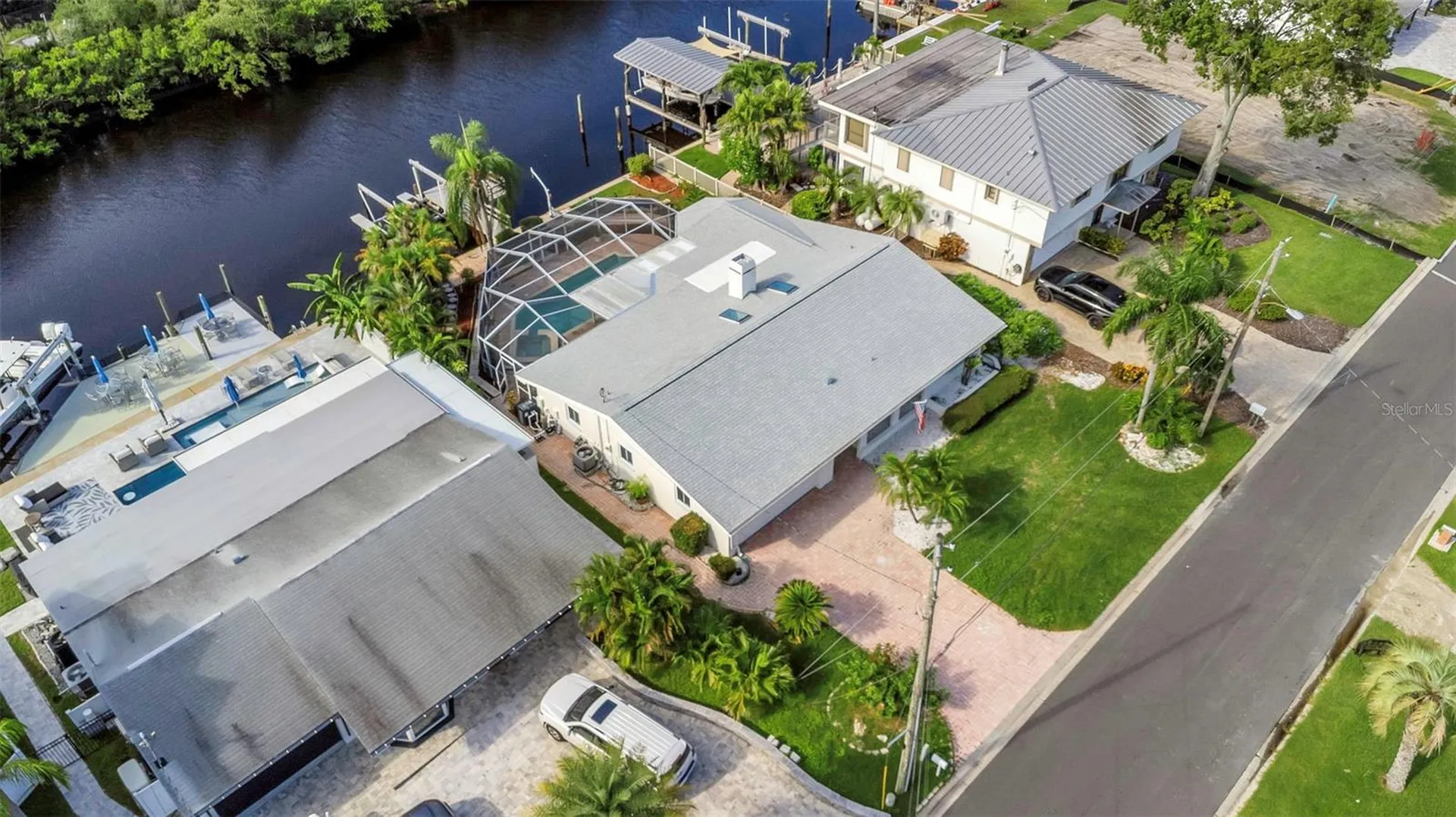 220 Driftwood Drive S Palm Harbor FL 34683