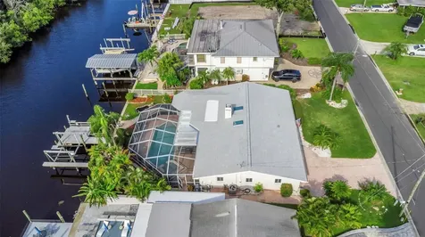 220 Driftwood Drive S Palm Harbor FL 34683