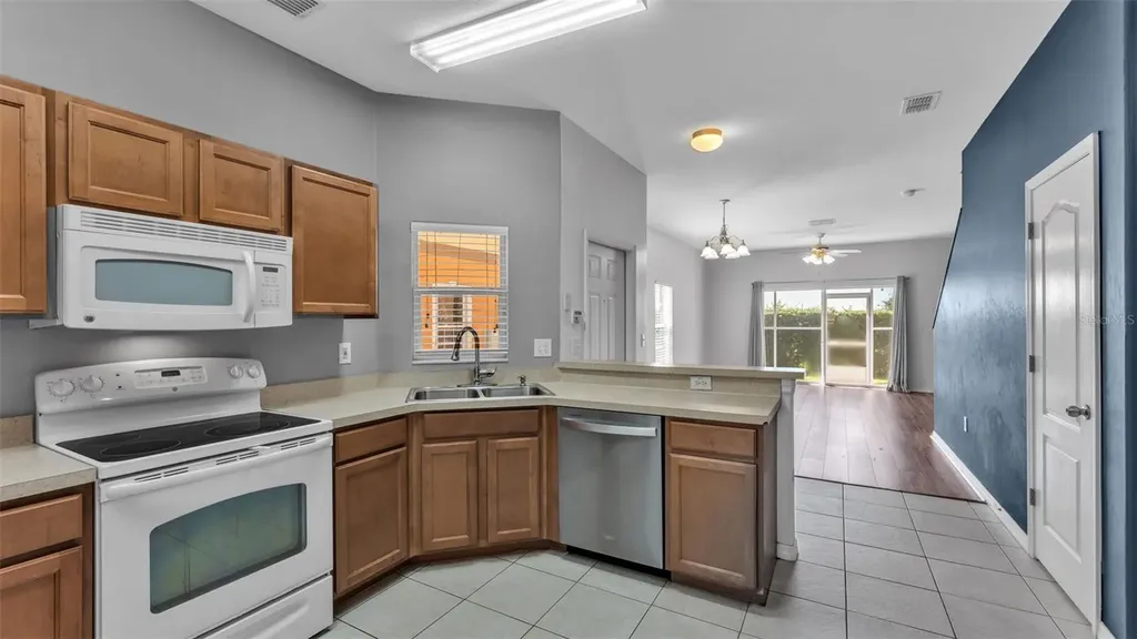 4219 Winding Vine Drive Lakeland FL 33812
