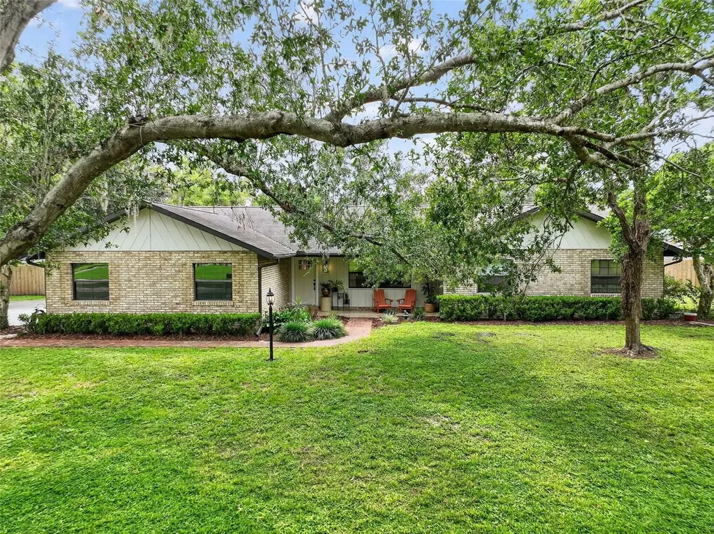 2412 Briarwood Lane Eustis FL 32726