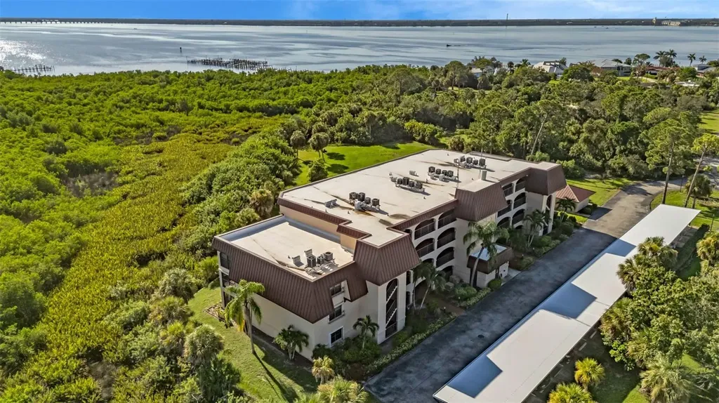 23465 Harborview Road Punta Gorda FL 33980