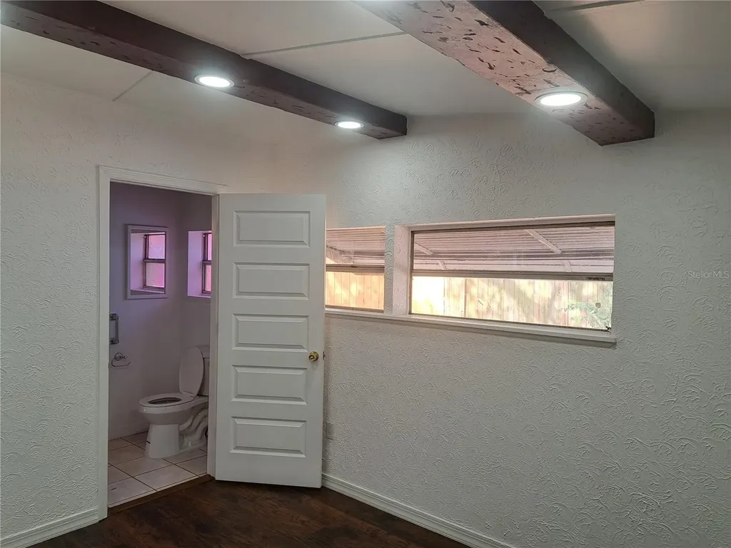 1040 65th Street S South Pasadena FL 33707