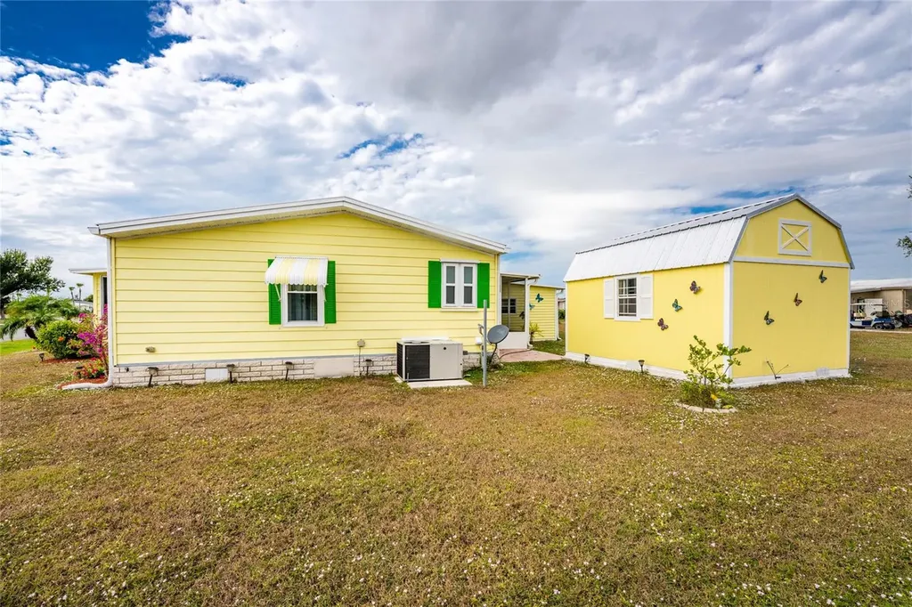 6290 Greenfinch Road Englewood FL 34224