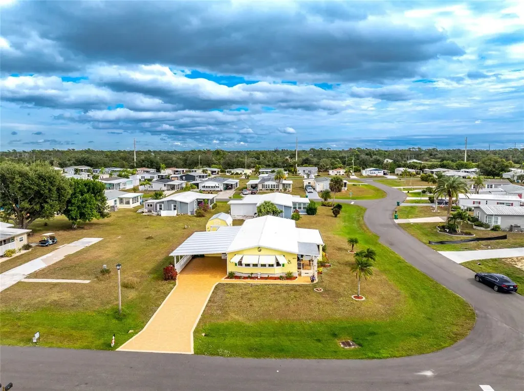 6290 Greenfinch Road Englewood FL 34224