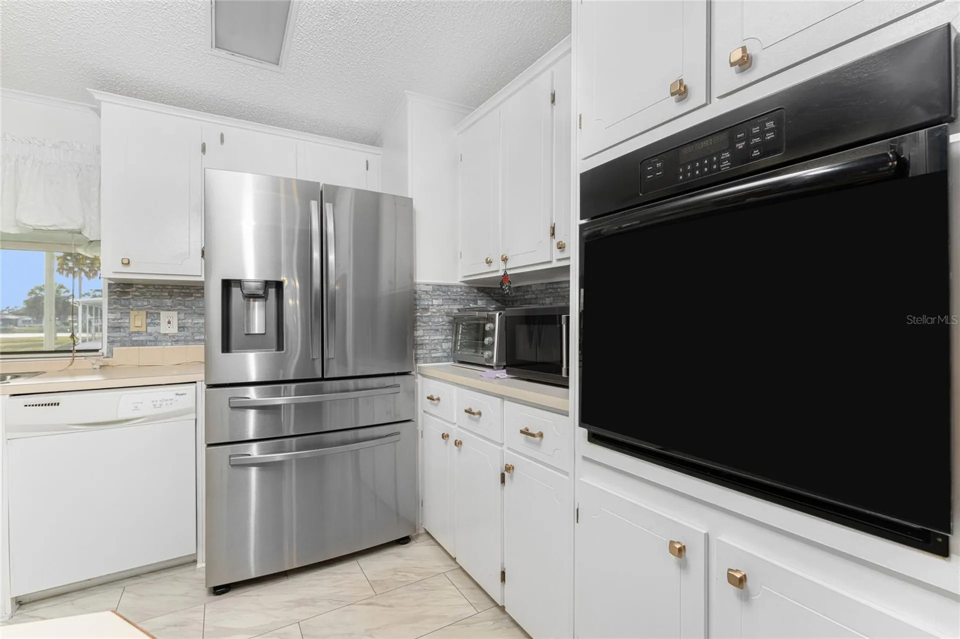 6290 Greenfinch Road Englewood FL 34224