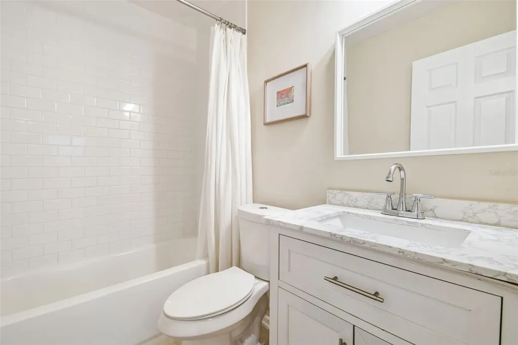 4033 Dream Oak Place Tampa FL 33613