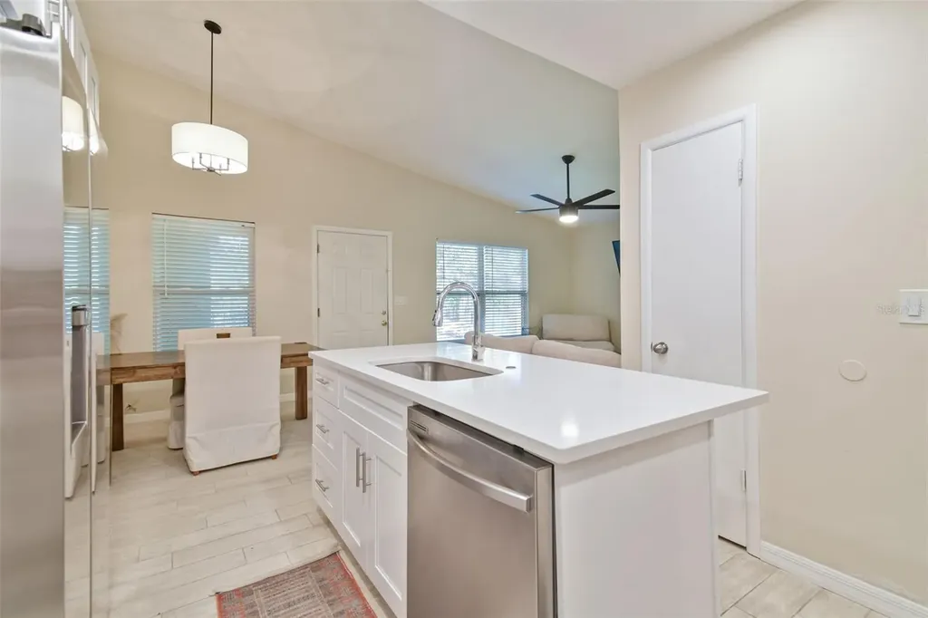 4033 Dream Oak Place Tampa FL 33613