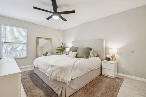 4033 Dream Oak Place Tampa FL 33613