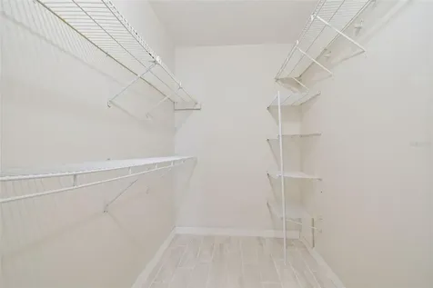 4033 Dream Oak Place Tampa FL 33613