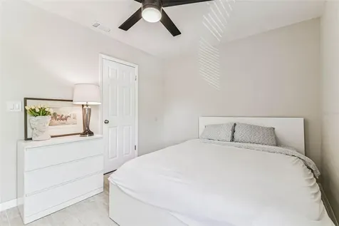 4033 Dream Oak Place Tampa FL 33613