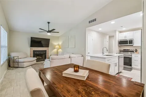4033 Dream Oak Place Tampa FL 33613