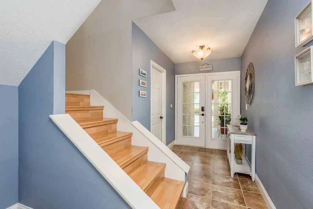 538 Walden Court Dunedin FL 34698