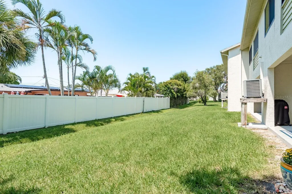 538 Walden Court Dunedin FL 34698