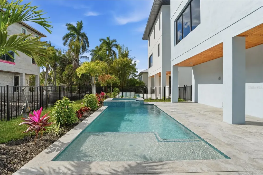 910 W Olympia Avenue Punta Gorda FL 33950