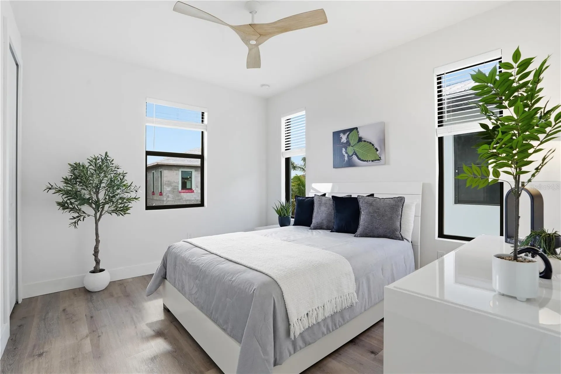 910 W Olympia Avenue Punta Gorda FL 33950