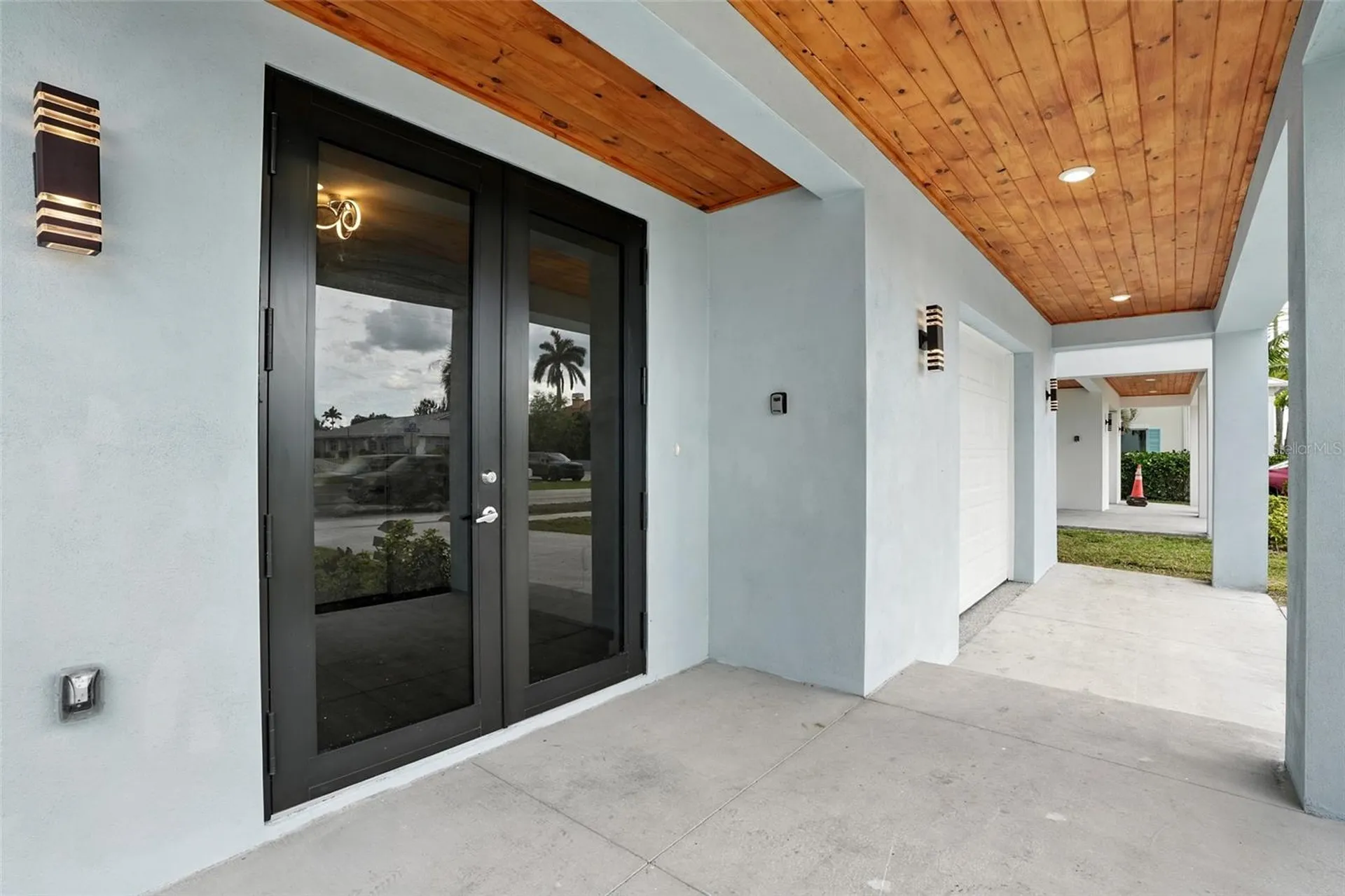 910 W Olympia Avenue Punta Gorda FL 33950