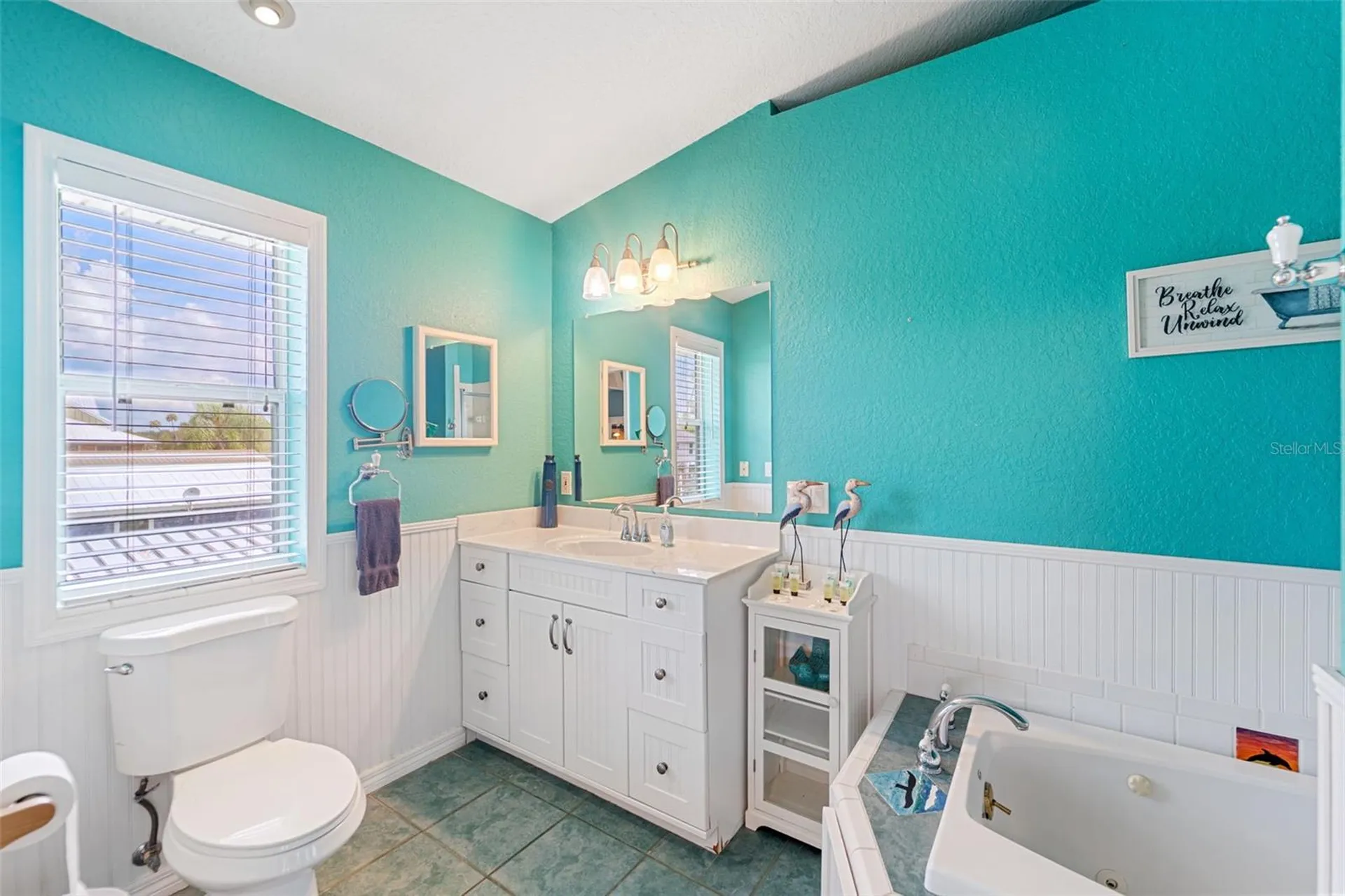 2730 N Comanche Point Crystal River FL 34429