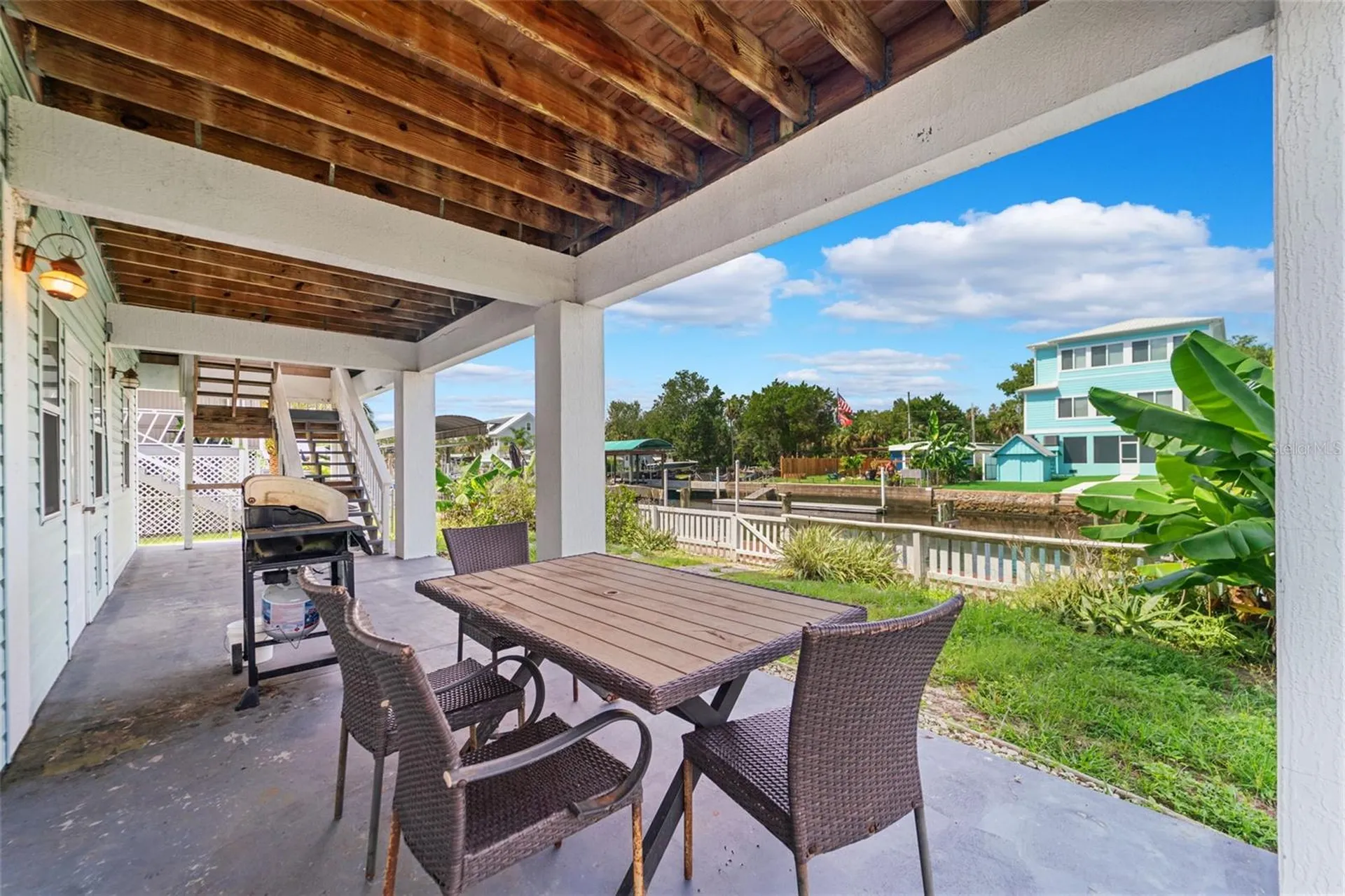 2730 N Comanche Point Crystal River FL 34429