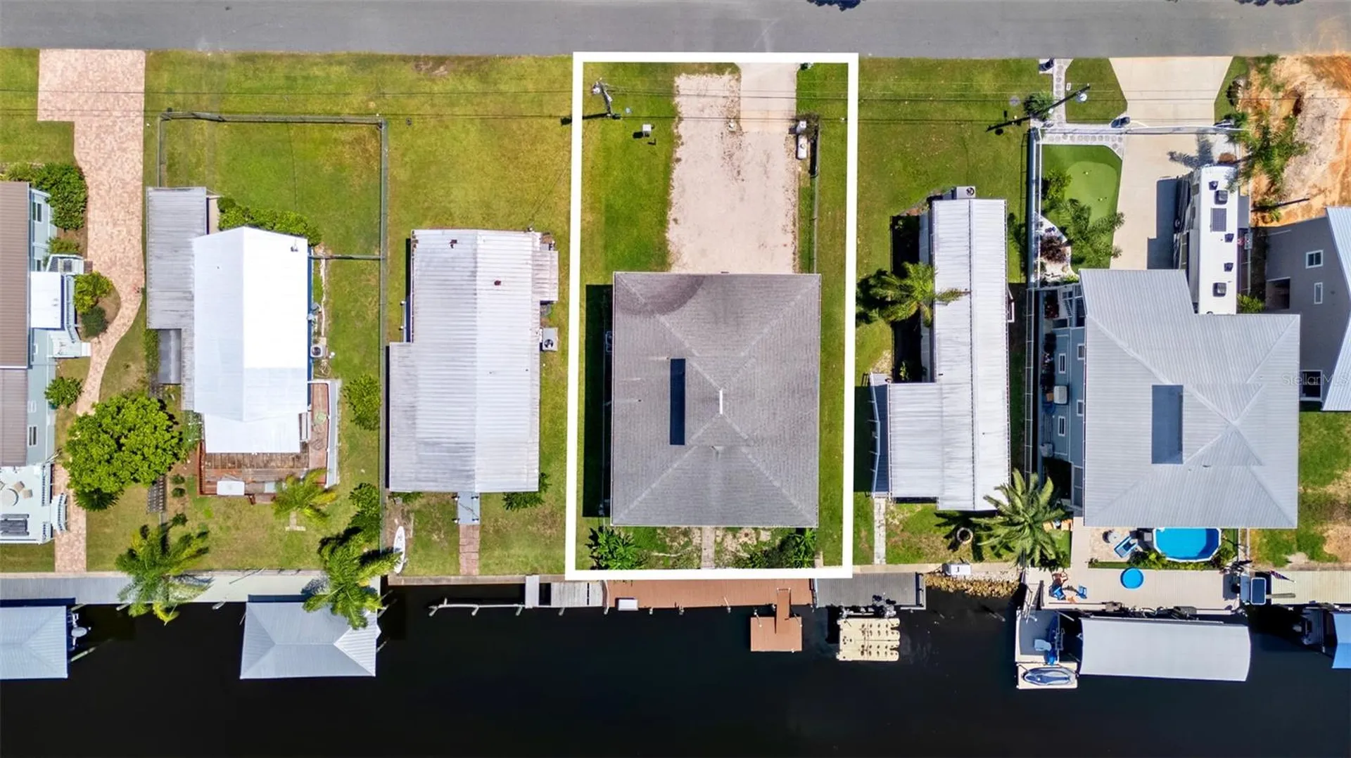 2730 N Comanche Point Crystal River FL 34429