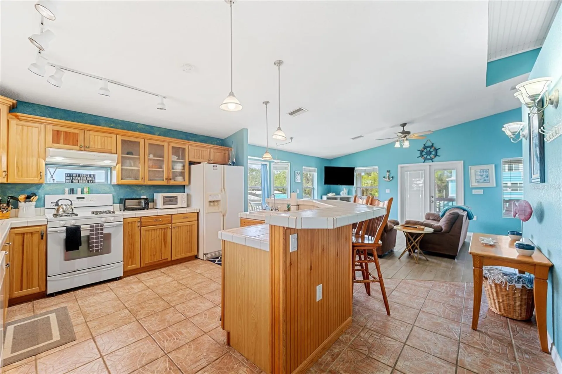 2730 N Comanche Point Crystal River FL 34429