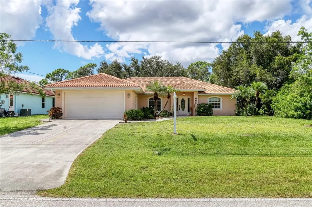 6627 David Boulevard Port Charlotte FL 33981