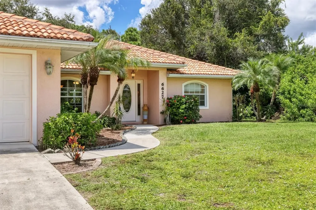 6627 David Boulevard Port Charlotte FL 33981