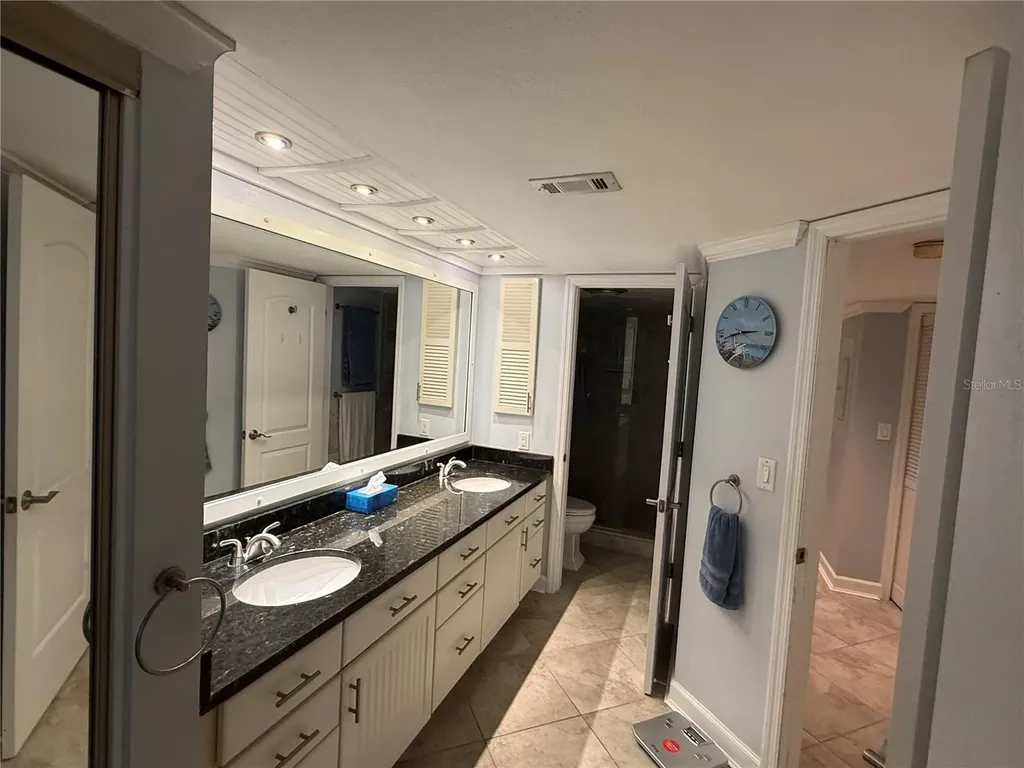 910 Pinellas Bayway S Tierra Verde FL 33715