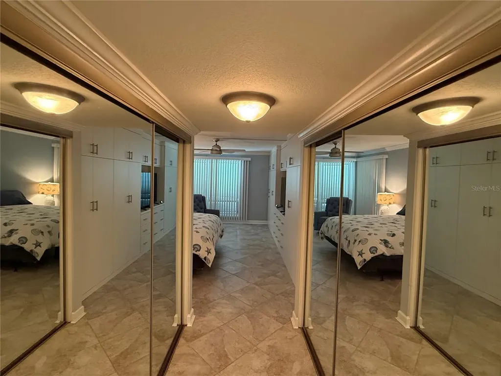 910 Pinellas Bayway S Tierra Verde FL 33715