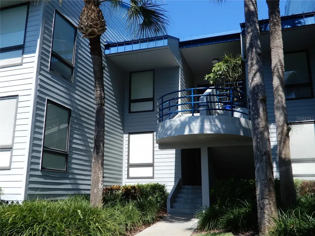 910 Pinellas Bayway S Tierra Verde FL 33715