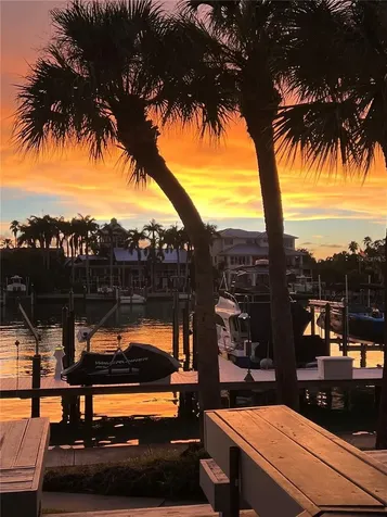 910 Pinellas Bayway S Tierra Verde FL 33715