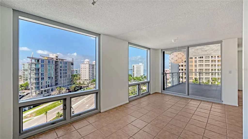 1111 N Gulfstream Avenue Sarasota FL 34236