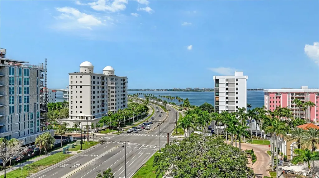 1111 N Gulfstream Avenue Sarasota FL 34236