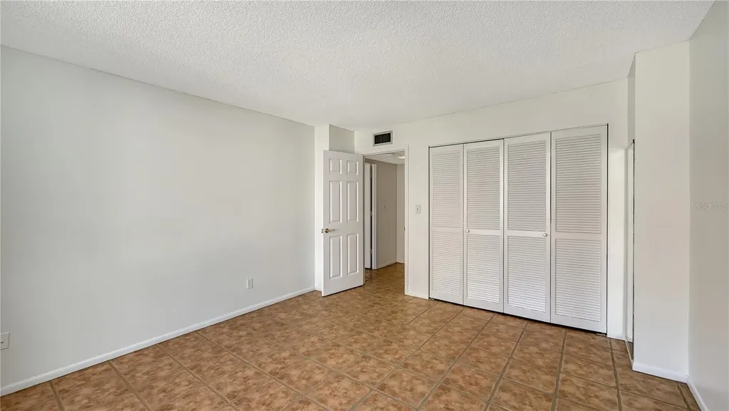 1111 N Gulfstream Avenue Sarasota FL 34236