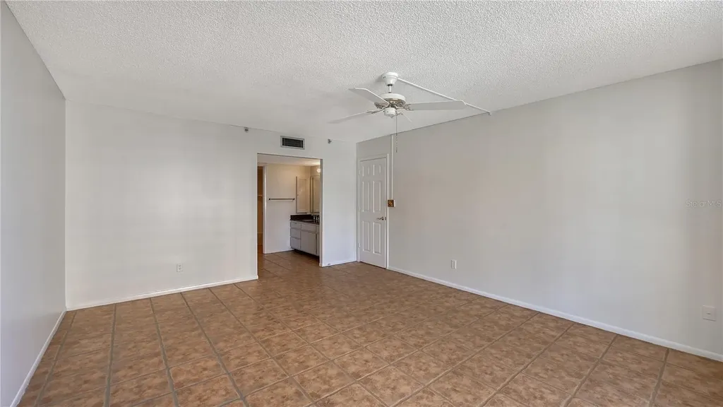 1111 N Gulfstream Avenue Sarasota FL 34236