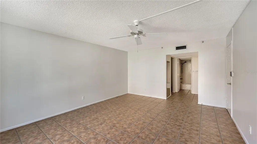 1111 N Gulfstream Avenue Sarasota FL 34236