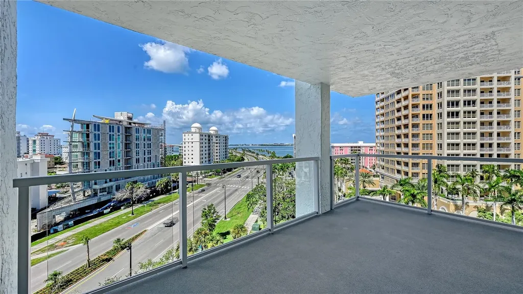 1111 N Gulfstream Avenue Sarasota FL 34236