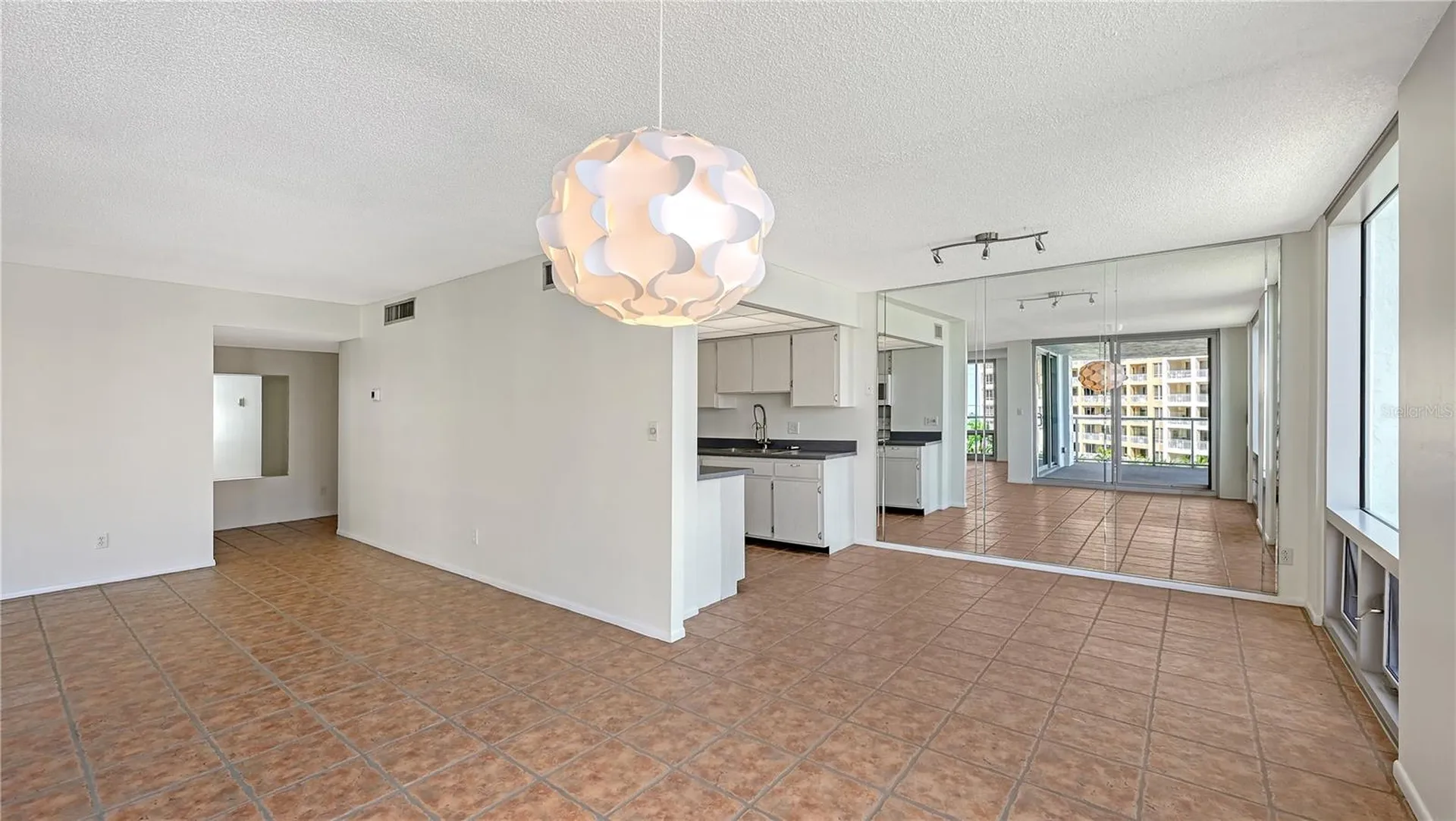 1111 N Gulfstream Avenue Sarasota FL 34236