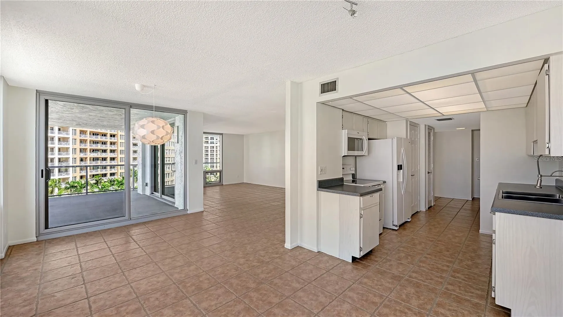 1111 N Gulfstream Avenue Sarasota FL 34236