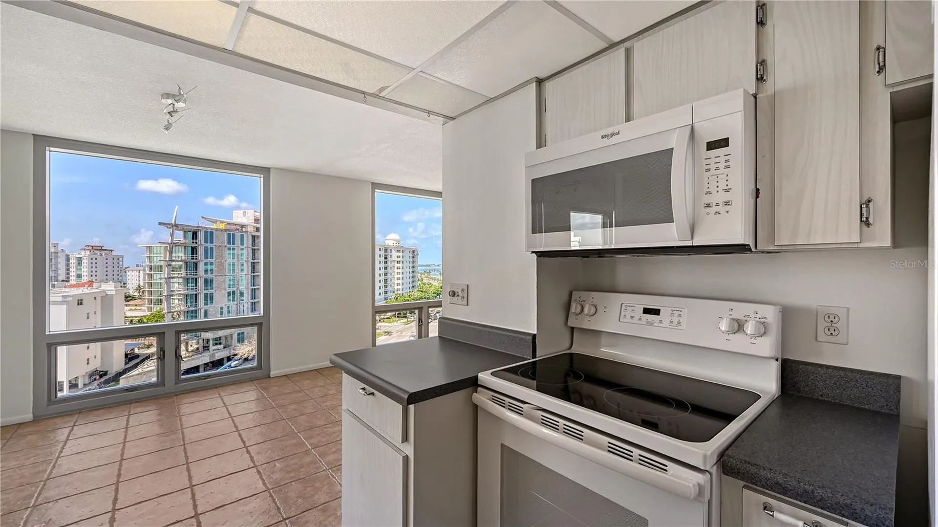 1111 N Gulfstream Avenue Sarasota FL 34236