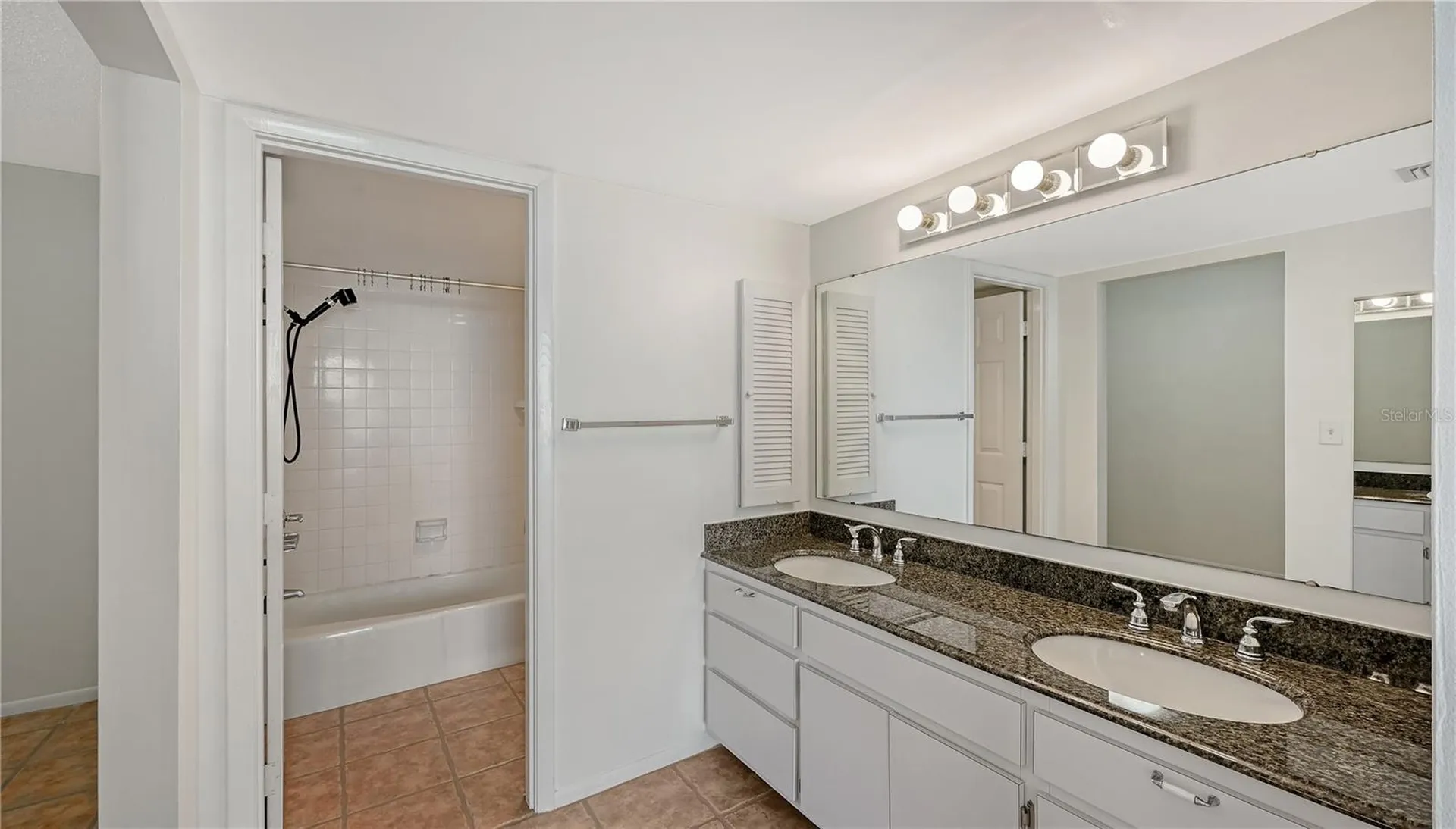1111 N Gulfstream Avenue Sarasota FL 34236