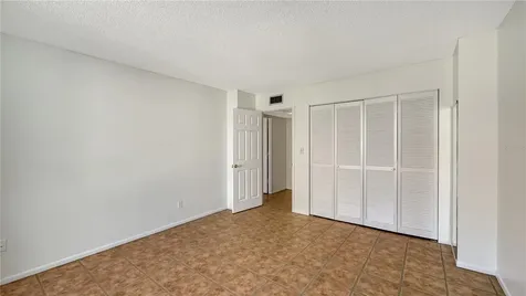 1111 N Gulfstream Avenue Sarasota FL 34236