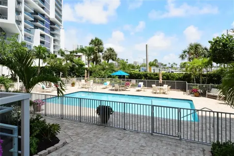 1111 N Gulfstream Avenue Sarasota FL 34236