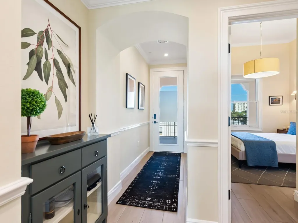 555 N Orange Avenue Sarasota FL 34236