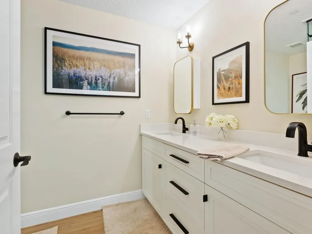 555 N Orange Avenue Sarasota FL 34236