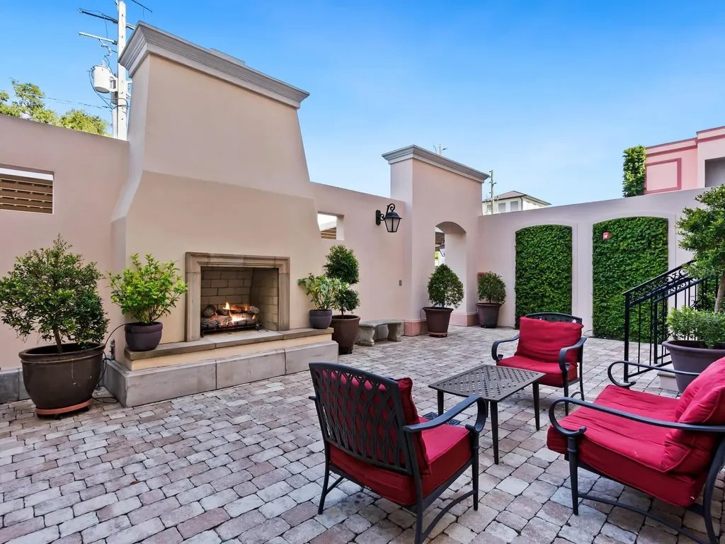 555 N Orange Avenue Sarasota FL 34236