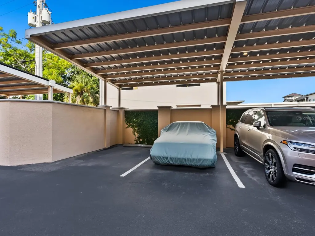 555 N Orange Avenue Sarasota FL 34236